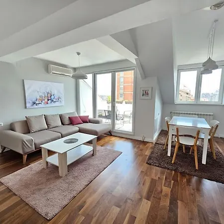 Апартаменты Modern & Spacious Duplex: Prime Location! Скопье
