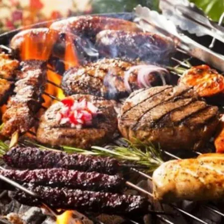 Modern & Spacious Duplex: Prime Location! * Скоп'є