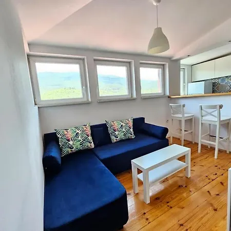 Modern & Spacious Duplex: Prime Location! Скопье