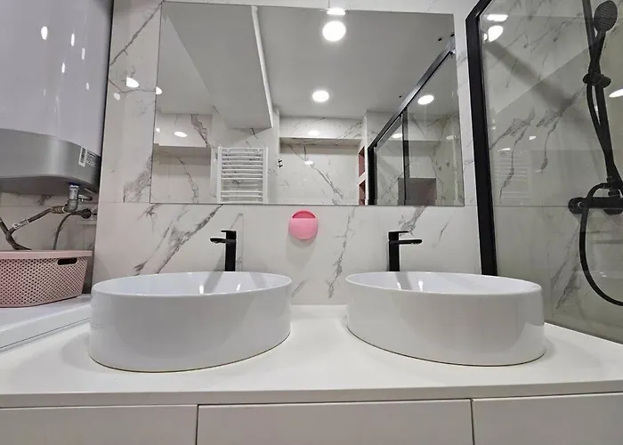 Modern & Spacious Duplex: Prime Location! Lejlighed Skopje