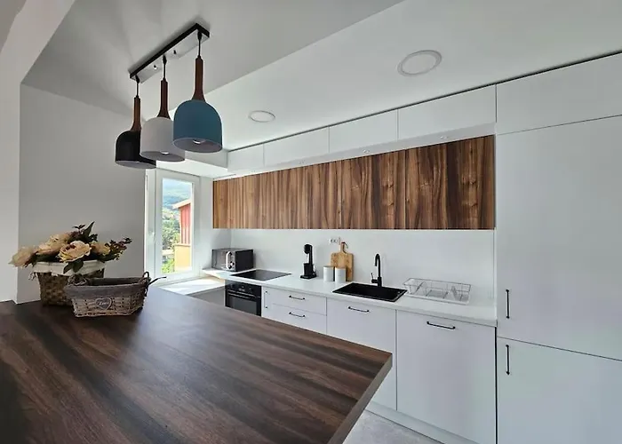 Modern & Spacious Duplex: Prime Location! * Skopje