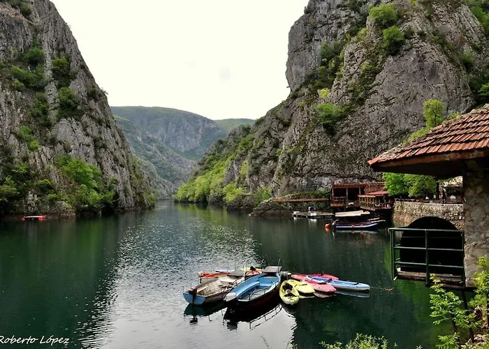 Apartment Modern & Spacious Duplex: Prime Location!